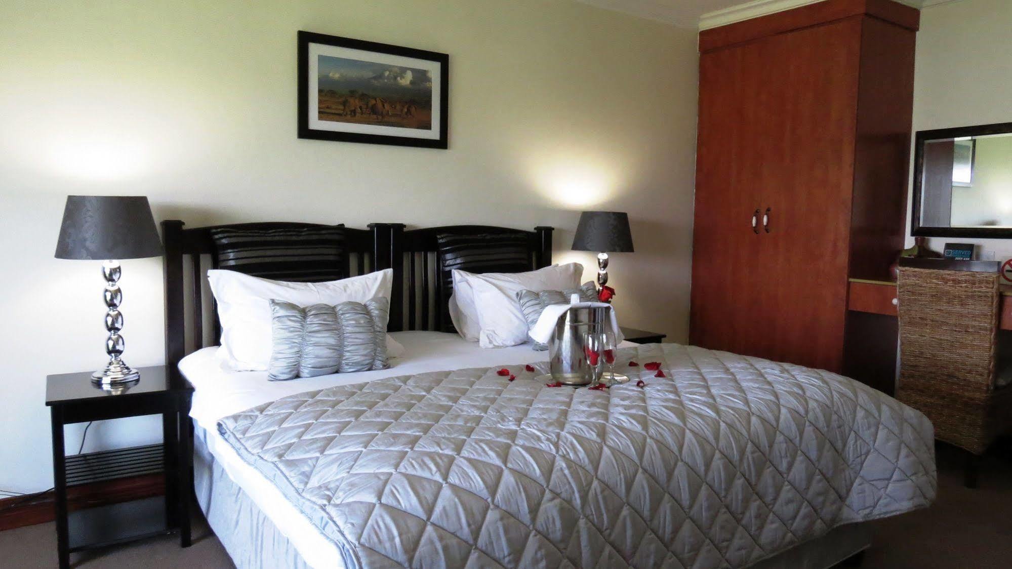 Galagos Lodge Hartbeespoort Buitenkant foto