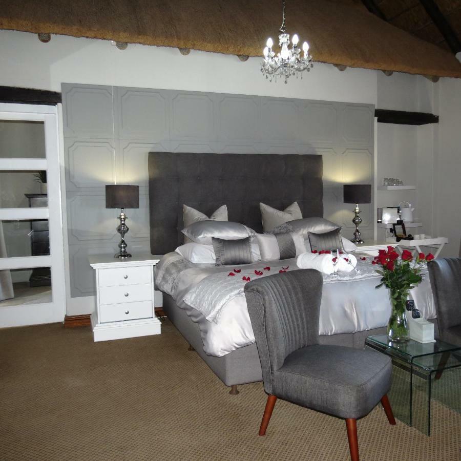 Galagos Lodge Hartbeespoort Buitenkant foto