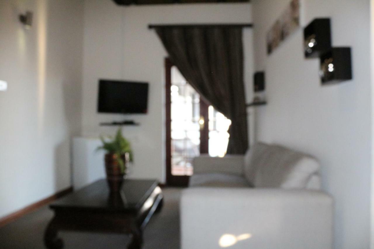 Galagos Lodge Hartbeespoort Buitenkant foto