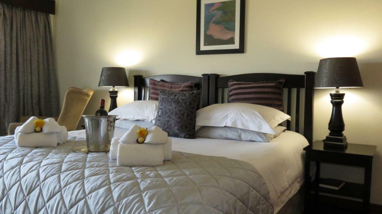 Galagos Lodge Hartbeespoort Buitenkant foto